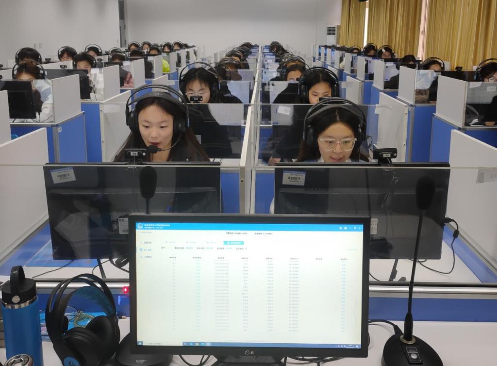 世界杯官网圆满完成2024年秋季国家普通话水平测试工作